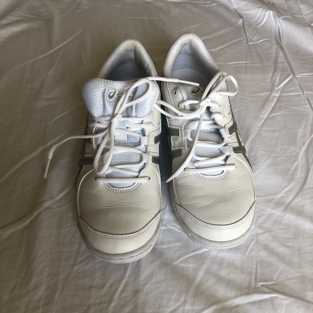 ASICS tumblina cheerleading shoes